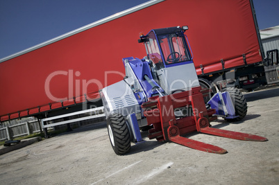 Truck Mounted Forklift With Trailor