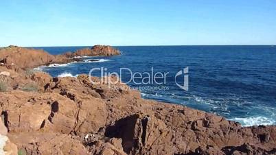 Waves and Esterel massif