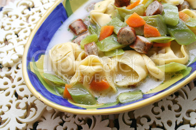 Tortellinisuppe