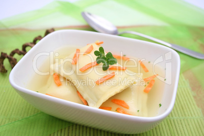 Maultaschensuppe