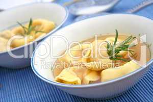 Tortellinisuppe