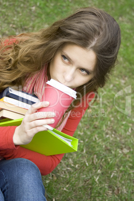 Lunch is a student in the park