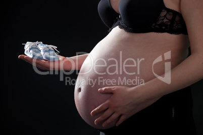 Detail einer schwangeren Frau