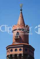 Turm mit Bundesadler auf der Oberbaumbrücke