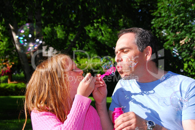 Family summer bubbles