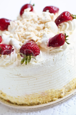 Strawberry meringue cake