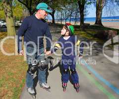 Father son rollerblade