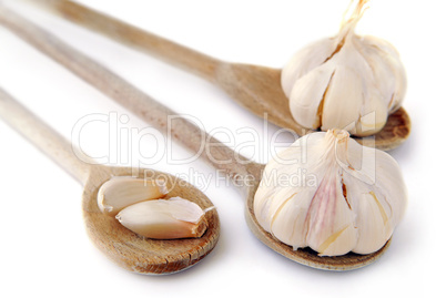 Garlics and spoons
