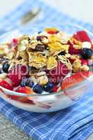 Yogurt with berries and granola