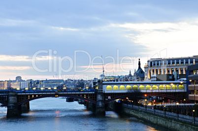 View on Thames river at nighttime, London