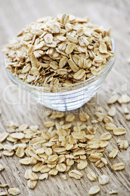 Bowl of raw rolled oats