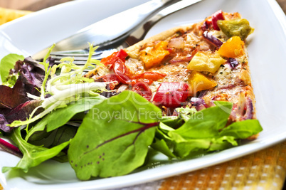 Vegetarian pizza with salad