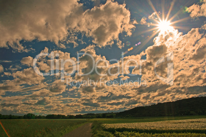 Landschaft bei strahlendem Sonnenschein