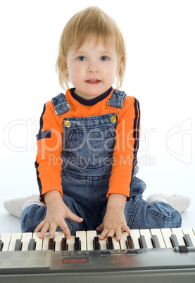 pretty baby play piano