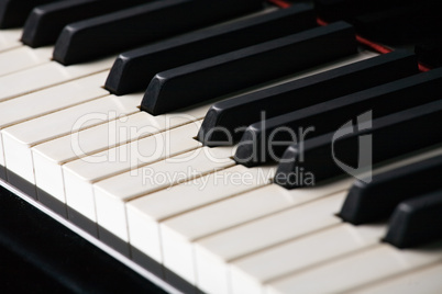 piano keyboard