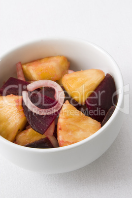 Rote Beete Ananas Salat - Beetroot Pineapple Salad