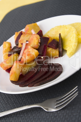 Rote Beete Ananas Salat - Beetroot Pineapple Salad