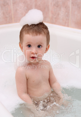 baby bath with foam
