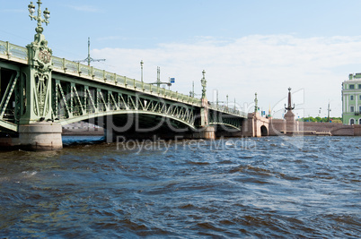 Blagoveshensky Brücke