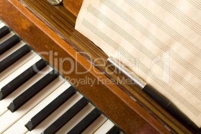 Piano with notes