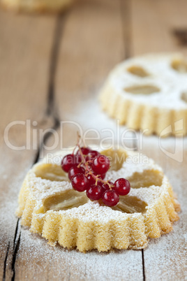 Small cupcake with grapes