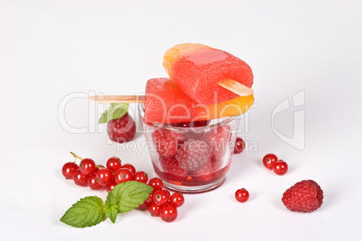 Wassereis mit Frucht