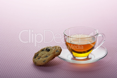 Tea with chocolate cookies