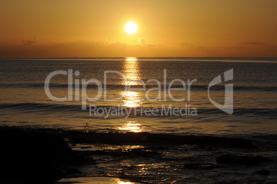 Sonnenaufgang am Meer