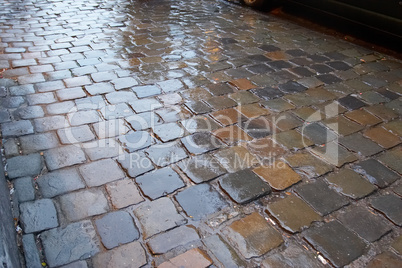wet pavement pattern