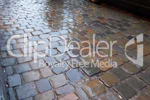 wet pavement pattern