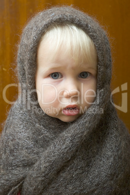 girl in shawl