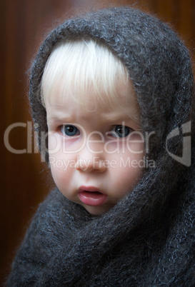 girl in shawl