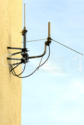 Antenna on Wall