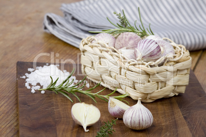 Salz und Knoblauch