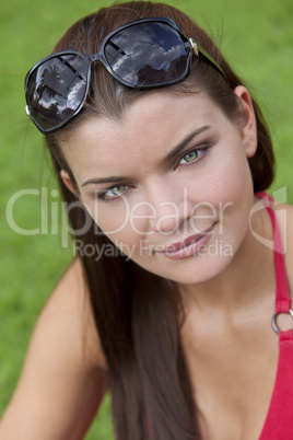 Outdoor Natural Light Portrait of Beautiful Woman With Green Eye