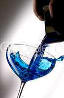 Pour blue Liquid