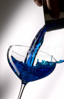 Pour blue Liquid