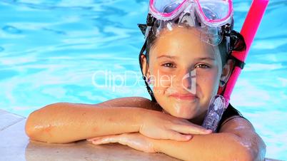 Kinder beim Schwimmen