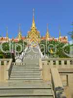 Wat Maha Chedi in Ban Krut, Thailand
