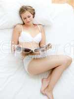 Bulked woman reading a book