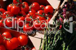 cherry tomatoes and asparagus