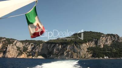 Fähre mit Flagge (Italien)