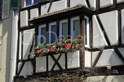 Fenster an einem Haus in Eguisheim