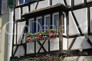 Fenster an einem Haus in Eguisheim