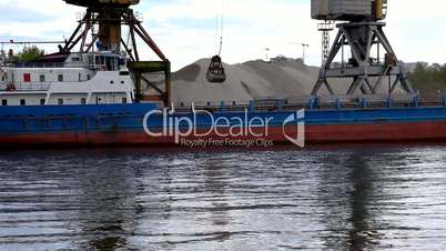 shipboard crane loaded sand