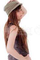 Side pose a model with a grey cap