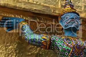 guardian statue in thai temple