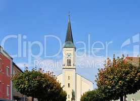 Kirche Heilig Kreuz in Osterhofen, Bayern