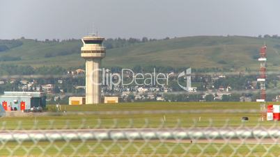 Embraer 190-100IGW jet takeoff run