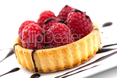 Tortelett mit Himbeeren und Schokolade / cake with raspberry and